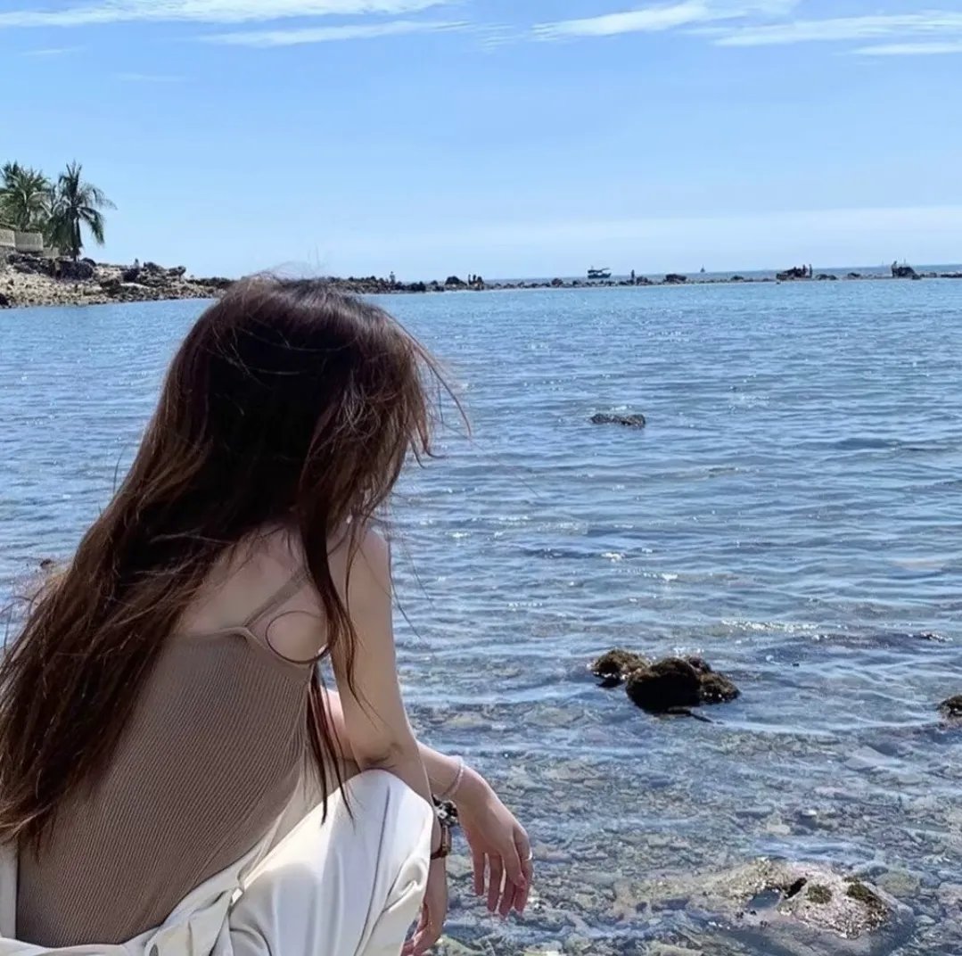 钢管舞娘